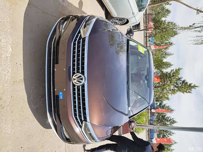 罗曼尼红迈腾闪亮登场