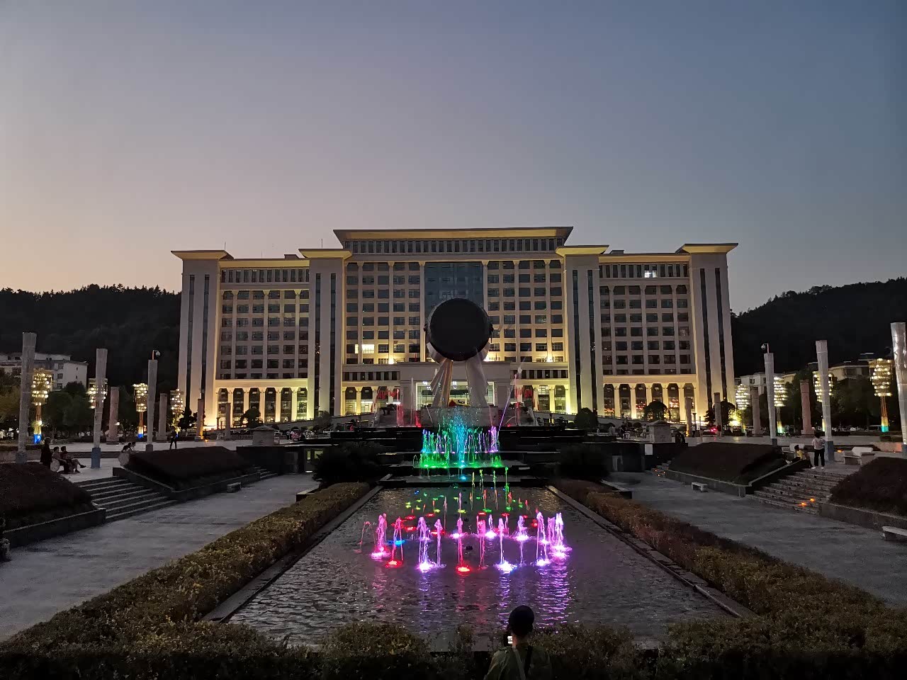 铜鼓县怀远广场音乐喷泉