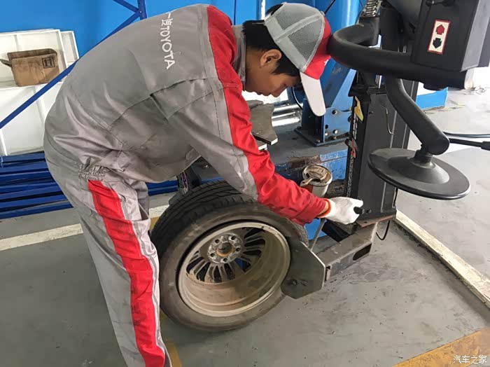 【图】卡罗拉双擎蘑菇钉补胎篇_卡罗拉论坛_汽车之家论坛