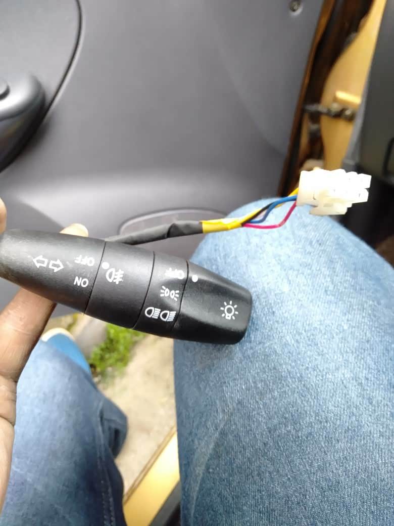 乐驰乞丐版雾灯加装问题请各位大神指教