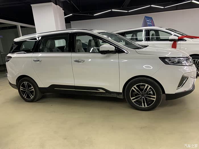 大运远志1七座mpv