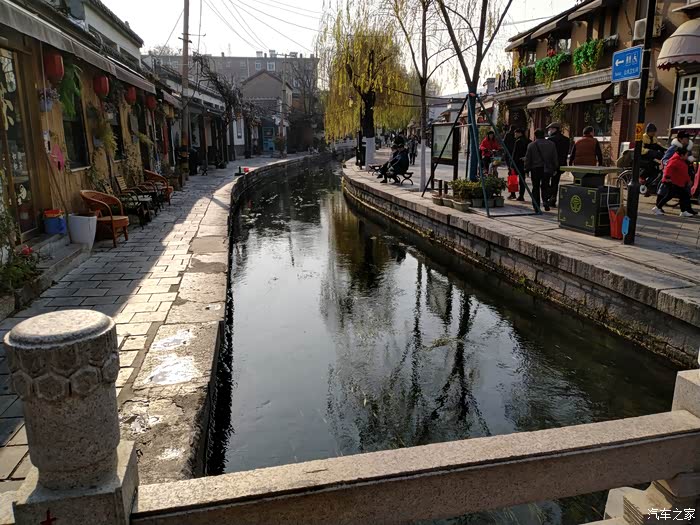 游览老城曲水亭街