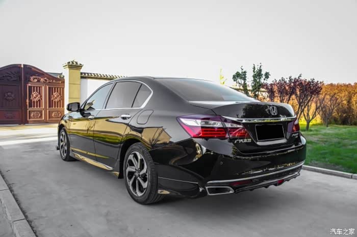 汽车总动员大璐说大学生的第一辆车95代本田雅阁