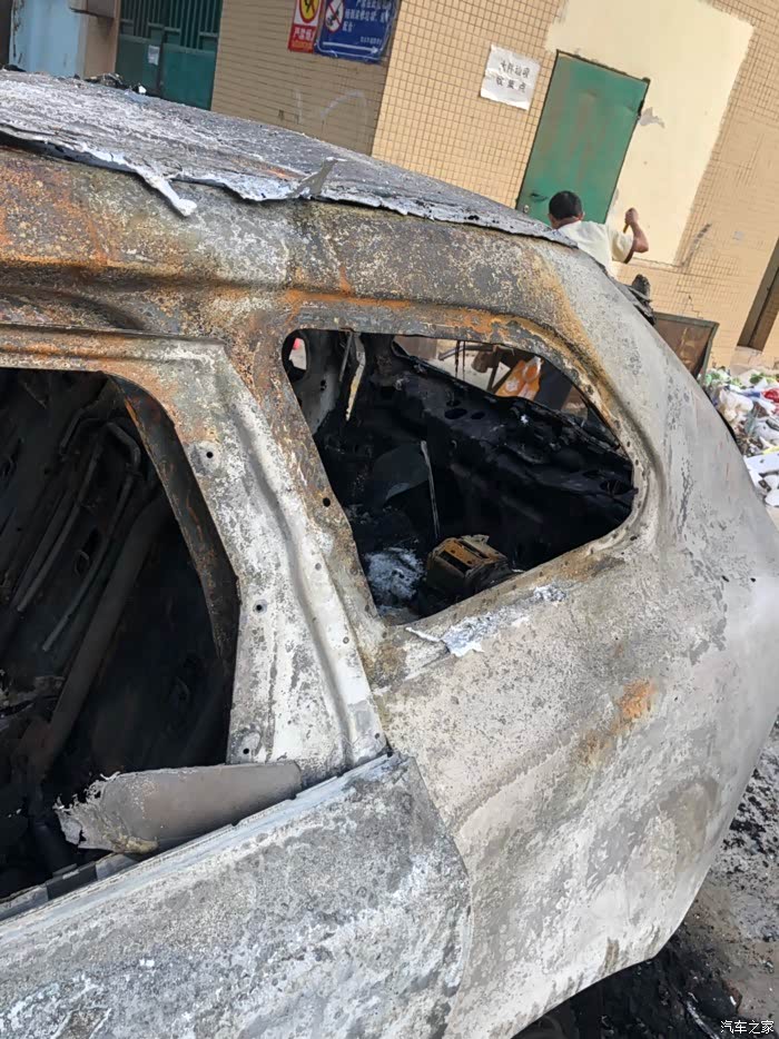 沃尔沃xc60自燃有懂车大神吗