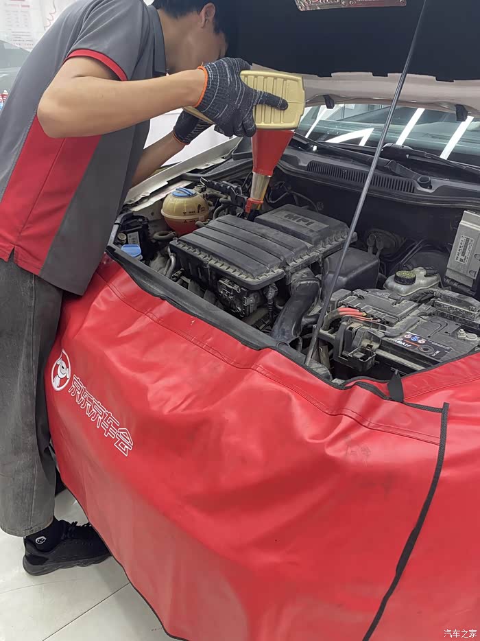 【图】国庆前给polo在换套5017主机,大保养换尾灯泡!