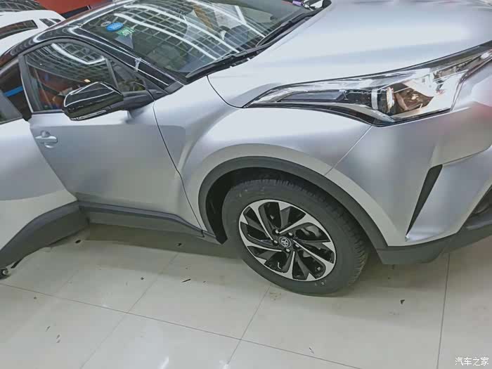【图】桂a chr全车改色电光银分享给大家_丰田c-hr论坛_汽车之家论坛