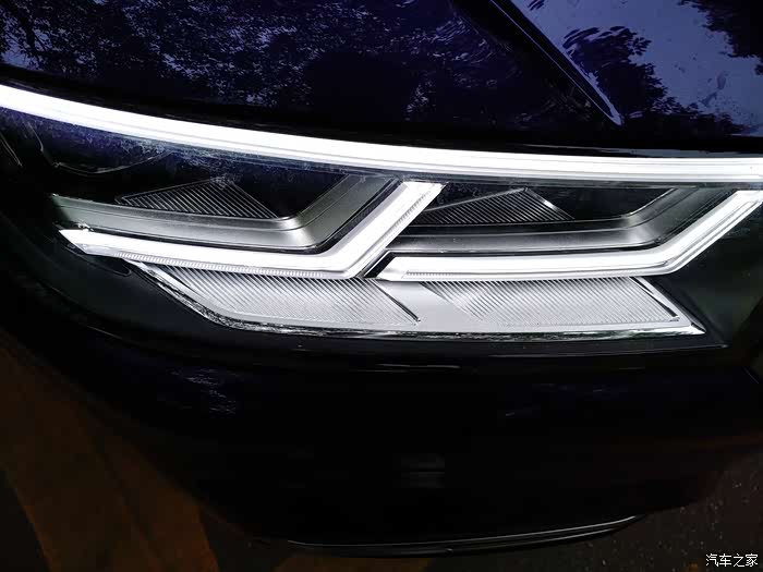 风雨相伴,四季相随,奥迪q5l相伴一周年有感