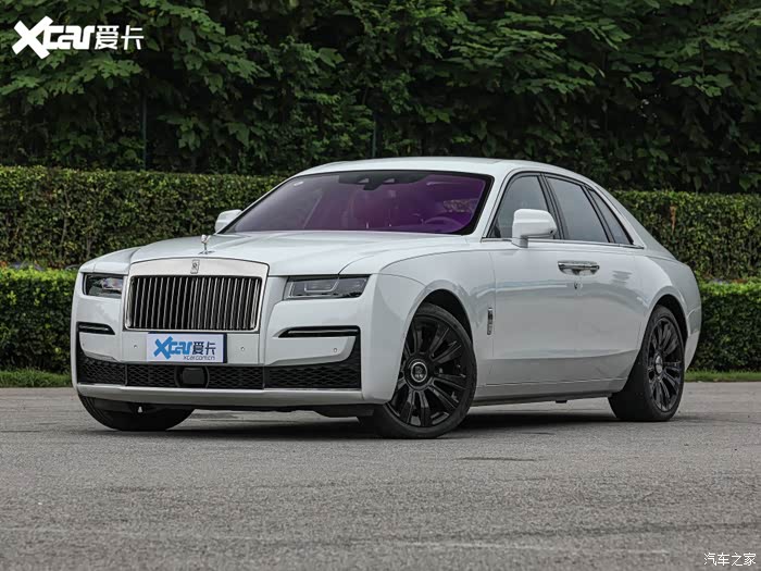 2021款 劳斯莱斯 古思特 6.7t 标准轴距版