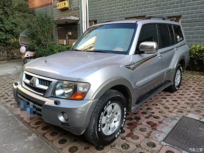 08年精品最高配置三菱帕杰罗v77