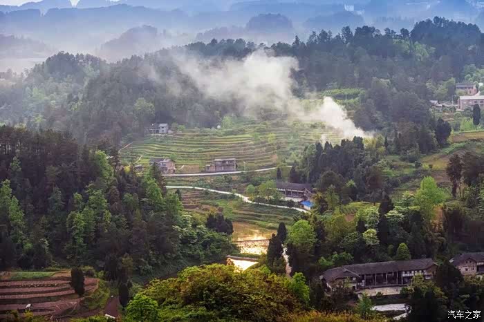 人车生活秀出爱车名字跟小三一起去旅行之重庆盐井梯田