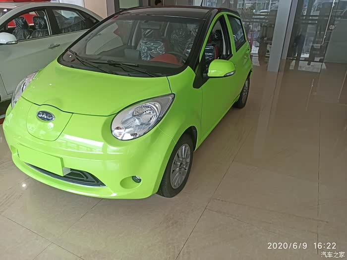 人生第一辆电动汽车我看好你