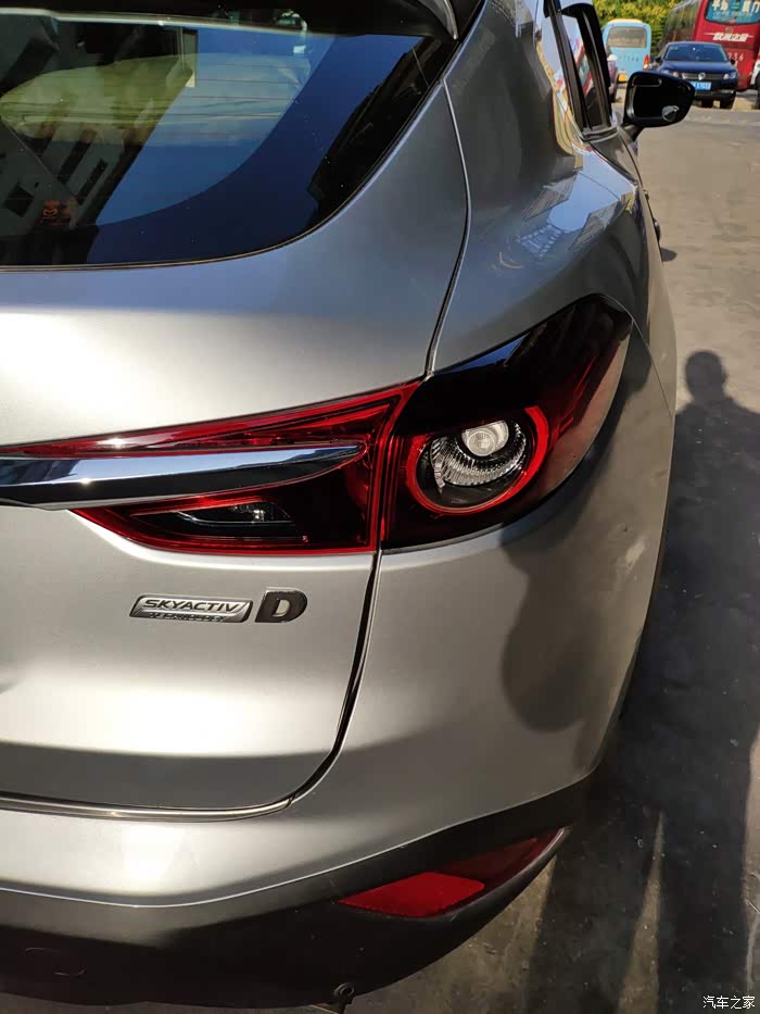 马自达cx4老款更换20款led尾灯