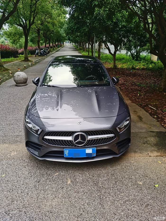 奔驰a级200l运动时尚山脉灰可可棕求射