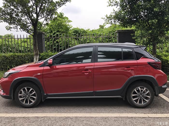 致炫x豪华-珊瑚红【与它在一起的四个月整】