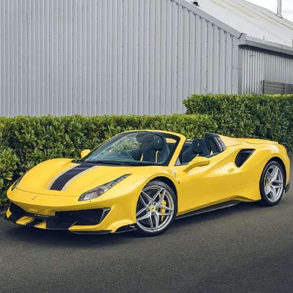 法拉利488 pista spider,黄色外观真霸气,爱了