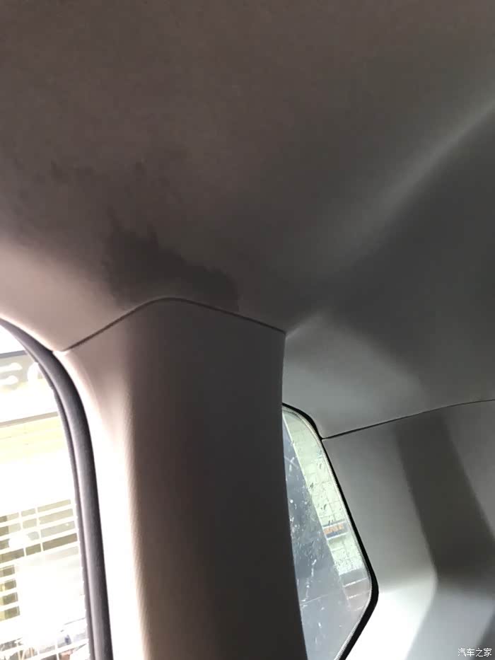 5400公里的途观l车顶漏水
