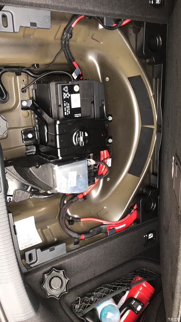 【图】19款工具箱在哪里?_奥迪a4l论坛_汽车之家论坛