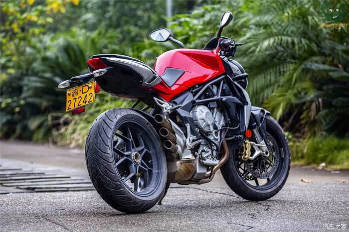 机械艺术品mv奥古斯塔brutale675