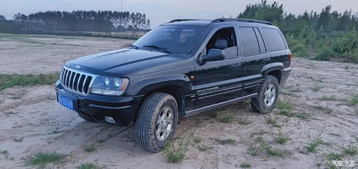晒晒我的04极品车况jeep大切诺基