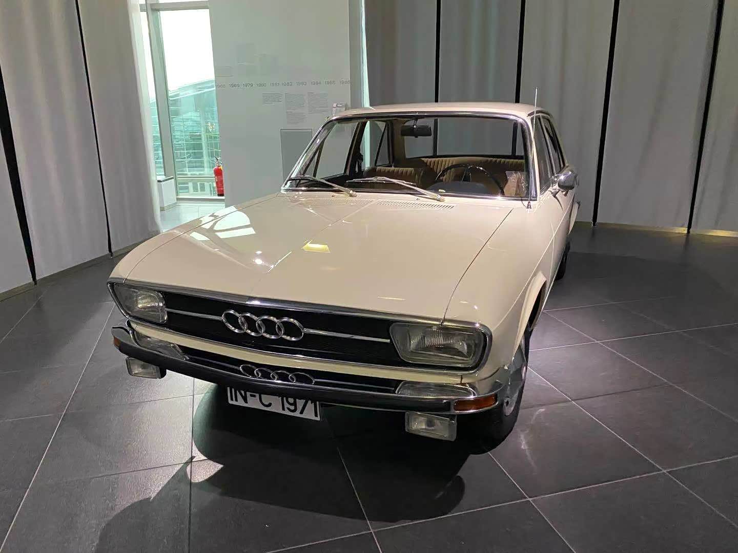 难得一见的奥迪老爷车你认识么