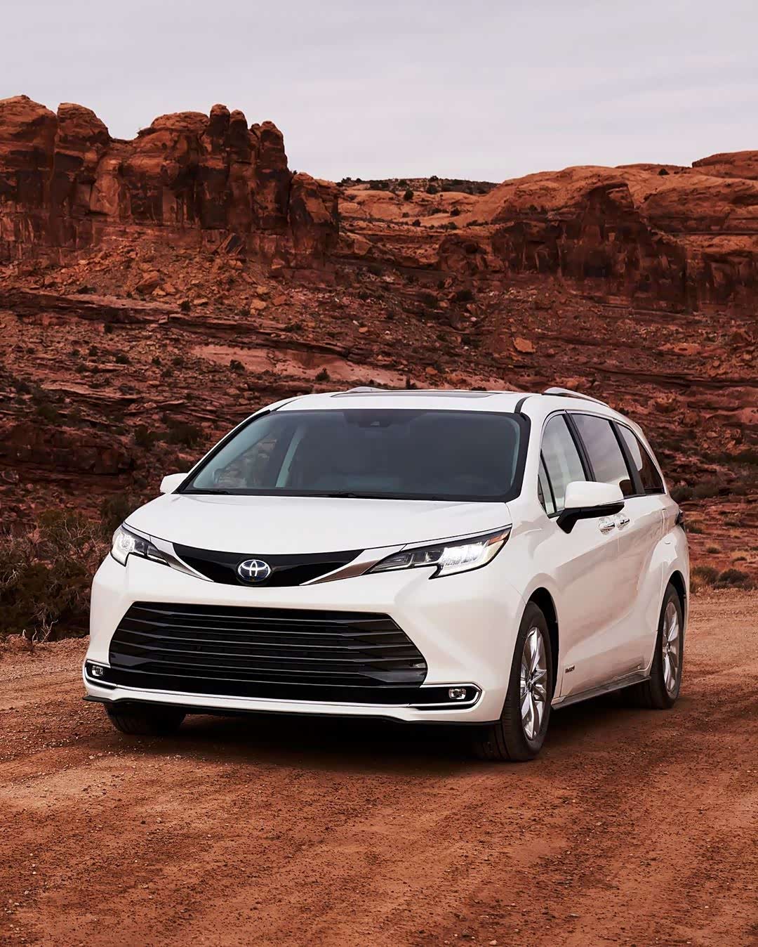 2021款丰田塞纳新车基于丰田tngak平台打造