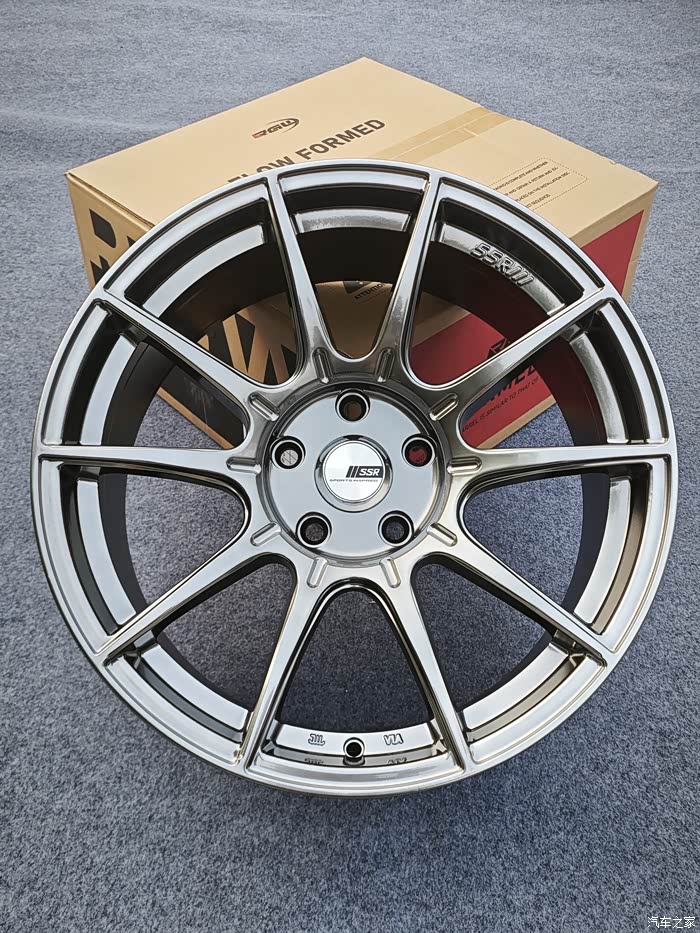 丰田凯美瑞改装轮毂