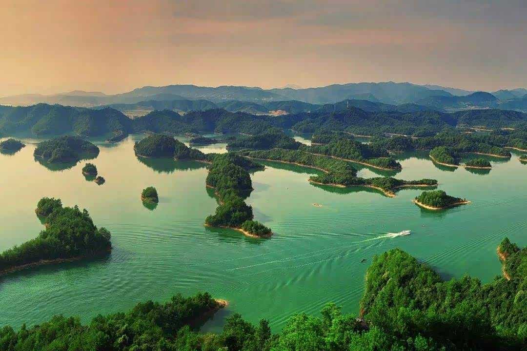 杭州千岛湖水蓝色星球的缩影