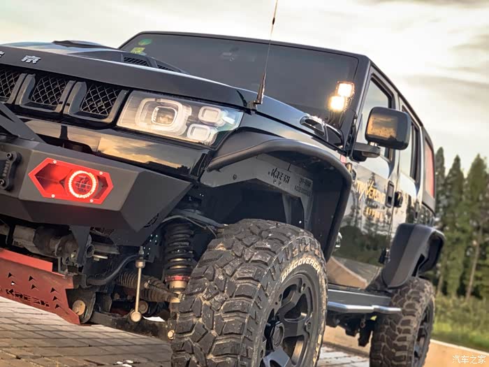 恺之越野bj40p雷神套件2寸升高改装案例丨黑武士篇