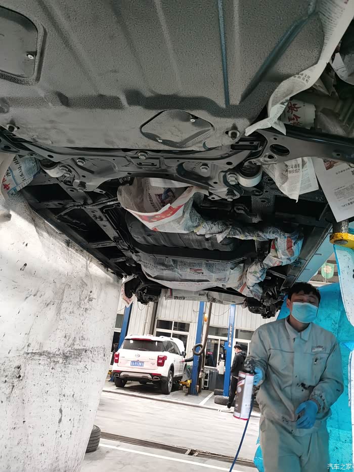 新奶爸车传祺gm6底盘装甲作业