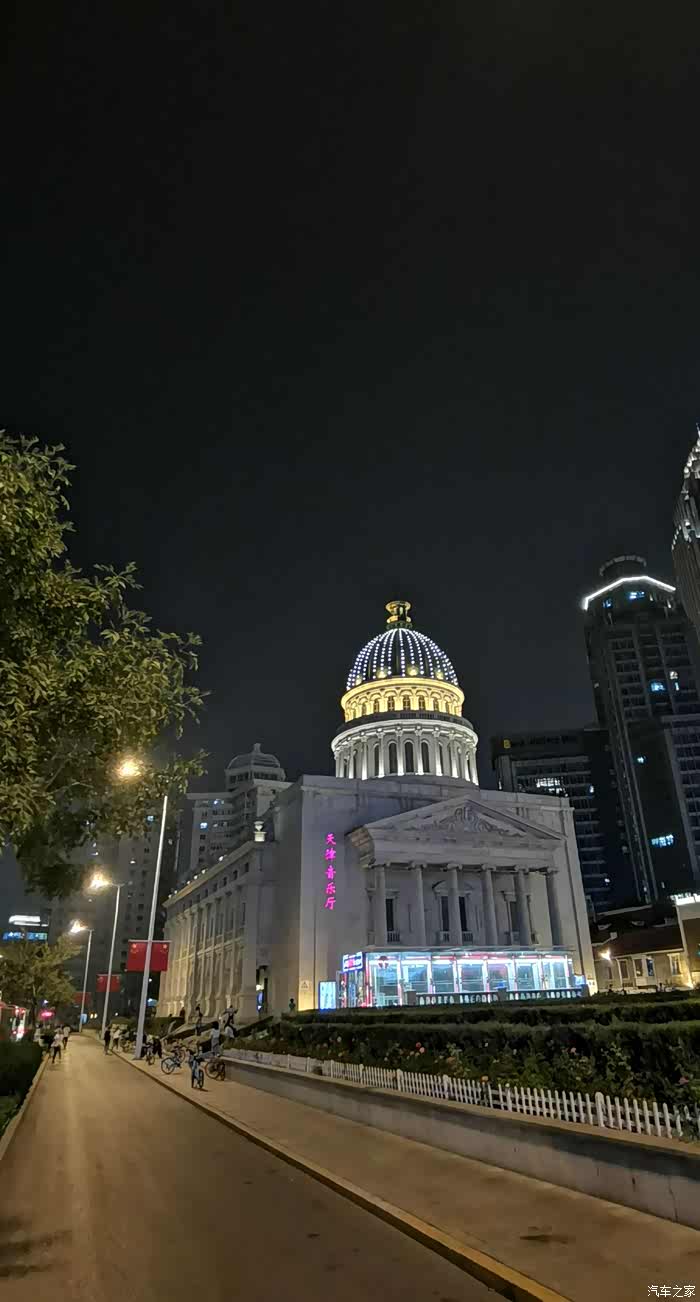 万物复苏送福利小白楼夜景一