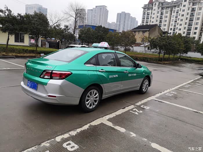 我是一名出租车司机我选择启辰d60