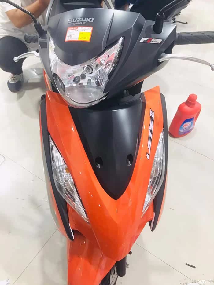 山东首台轻骑铃木丽至110电喷