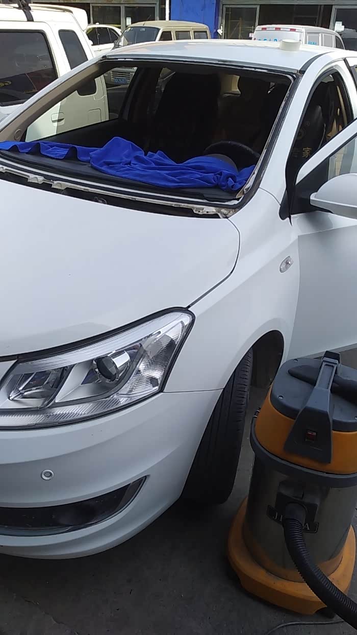 【图】惊吓!奇瑞e3换前挡风玻璃这一路_奇瑞e3论坛_汽车之家论坛