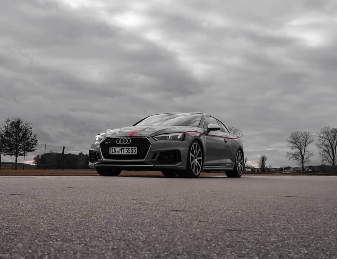 奥迪audi rs5-r,定制车身涂装