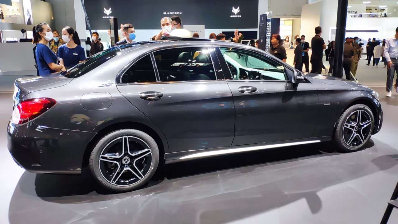北京奔驰c级长轴版实车现身北京车展