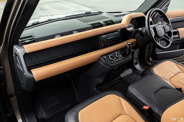 land rover defender 内饰很漂亮啊!