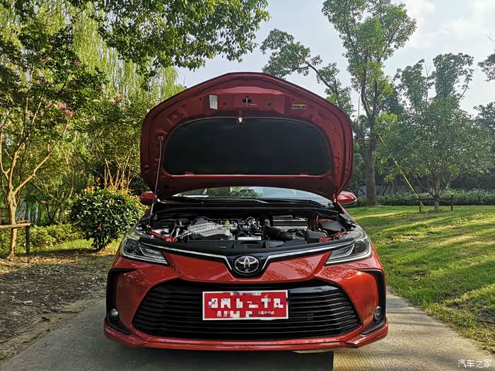 时尚动感烈焰红运动版卡罗拉就是要与众不同