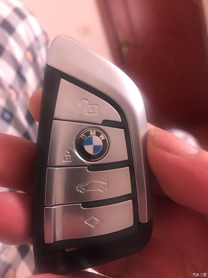 【图】提车了,530li标配m套装,就加了个电动尾门_宝马5系论坛_汽车之