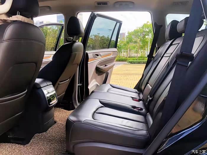 【全民用车记】荣威rx8(二)