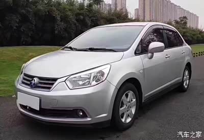 13年日产启辰d50