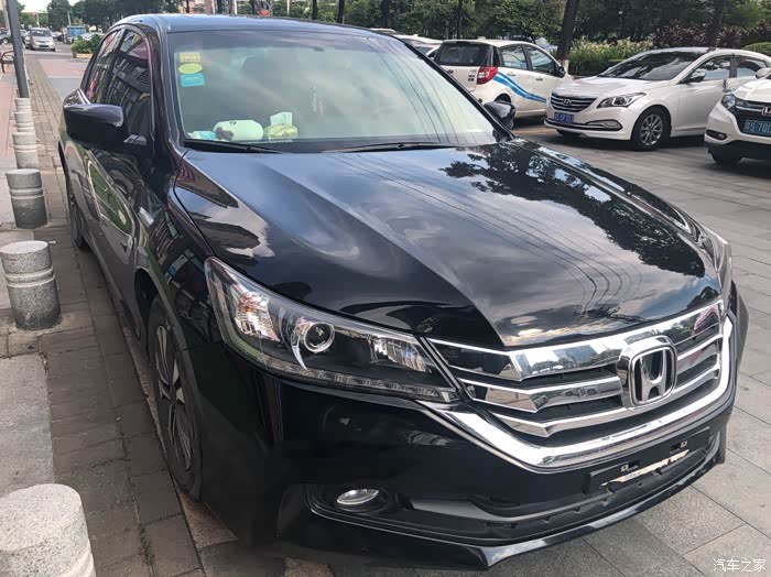 第二台车15款九代雅阁20