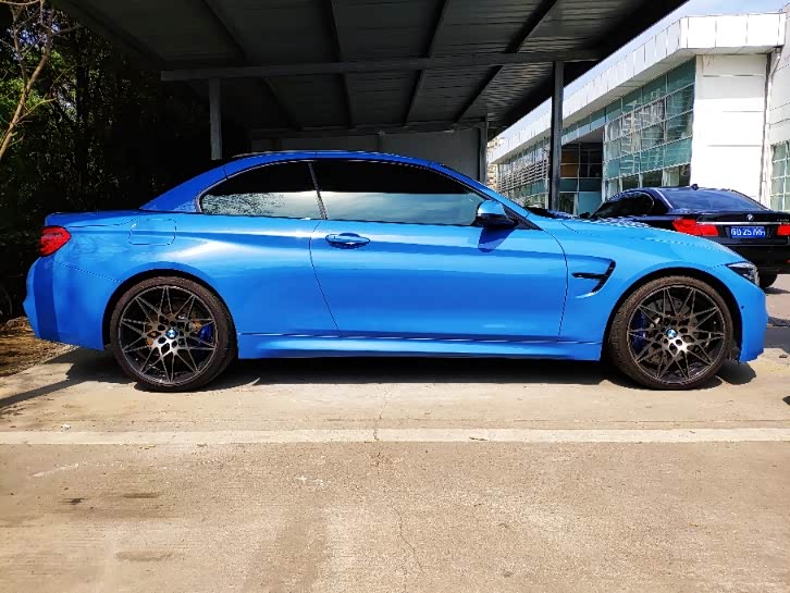 宝马m4硬顶敞篷初次遇见你就让人欲罢不能