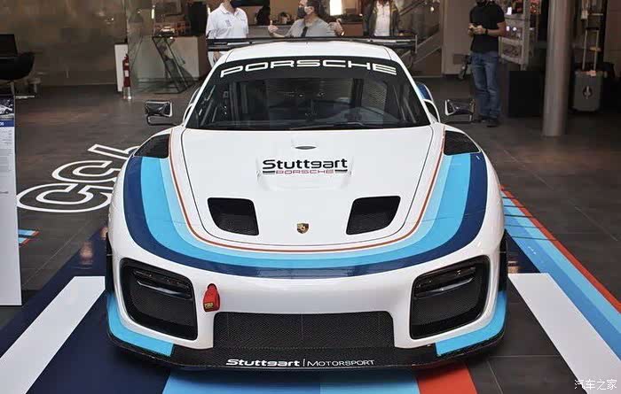 基于保时捷911gt2rs翻灯的赛车是真的超级帅呀