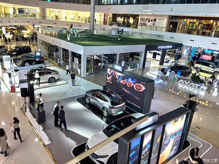 逛合生汇新能源汽车集市高手云集