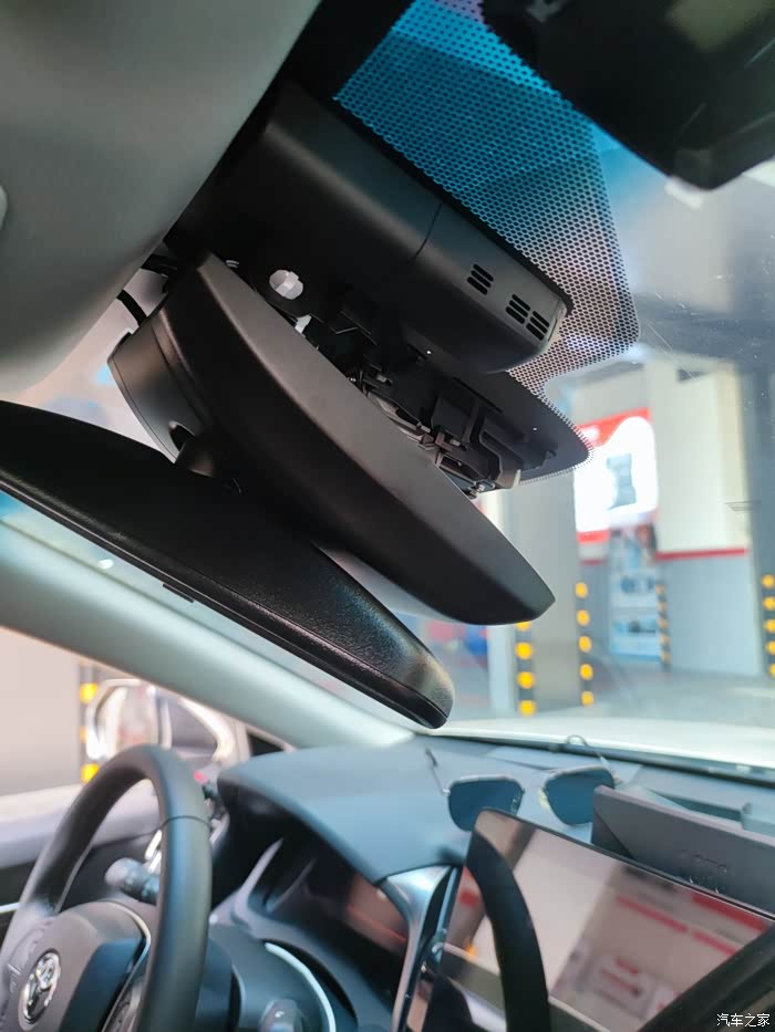 凯美瑞适配的行车记录仪