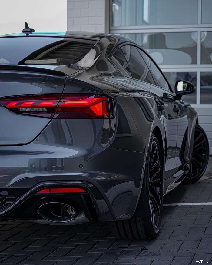 2020奥迪rs5sportback过分低调的形象