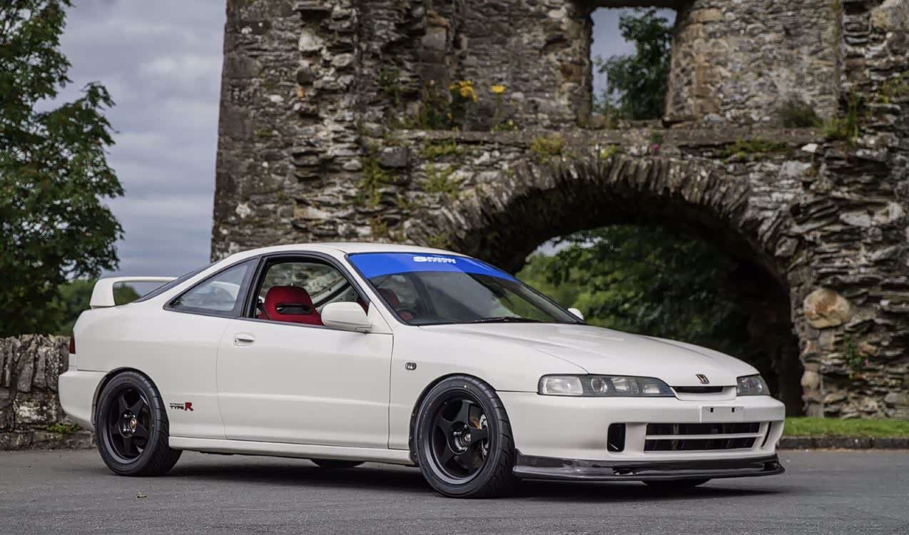 本田integradc2typer这身白衣真不错