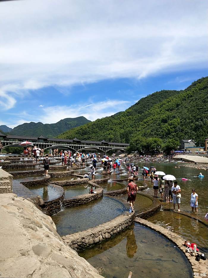 打卡网红地富阳龙鳞坝一日游