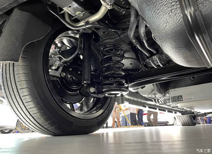 秦plus零距离接触--广州车展比亚迪展台