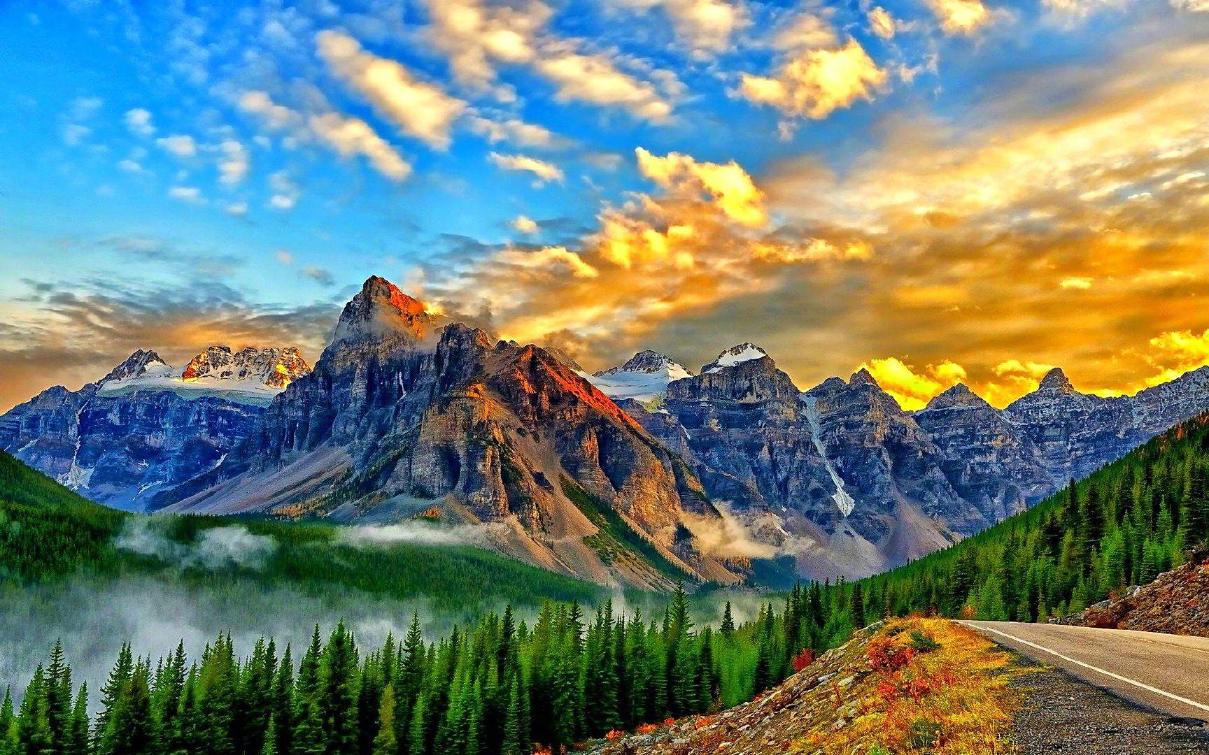 班夫国家公园位于落基山脉北段加拿大阿尔伯塔省主要景点